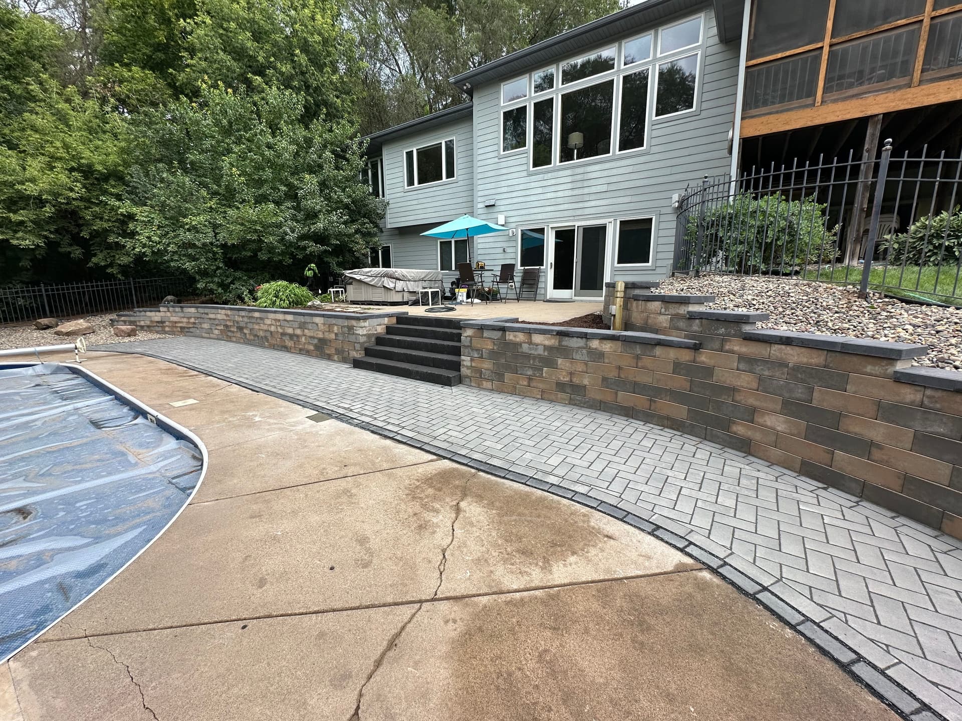Paver Patio and Retaining Wall Installation in Woodbury MN image