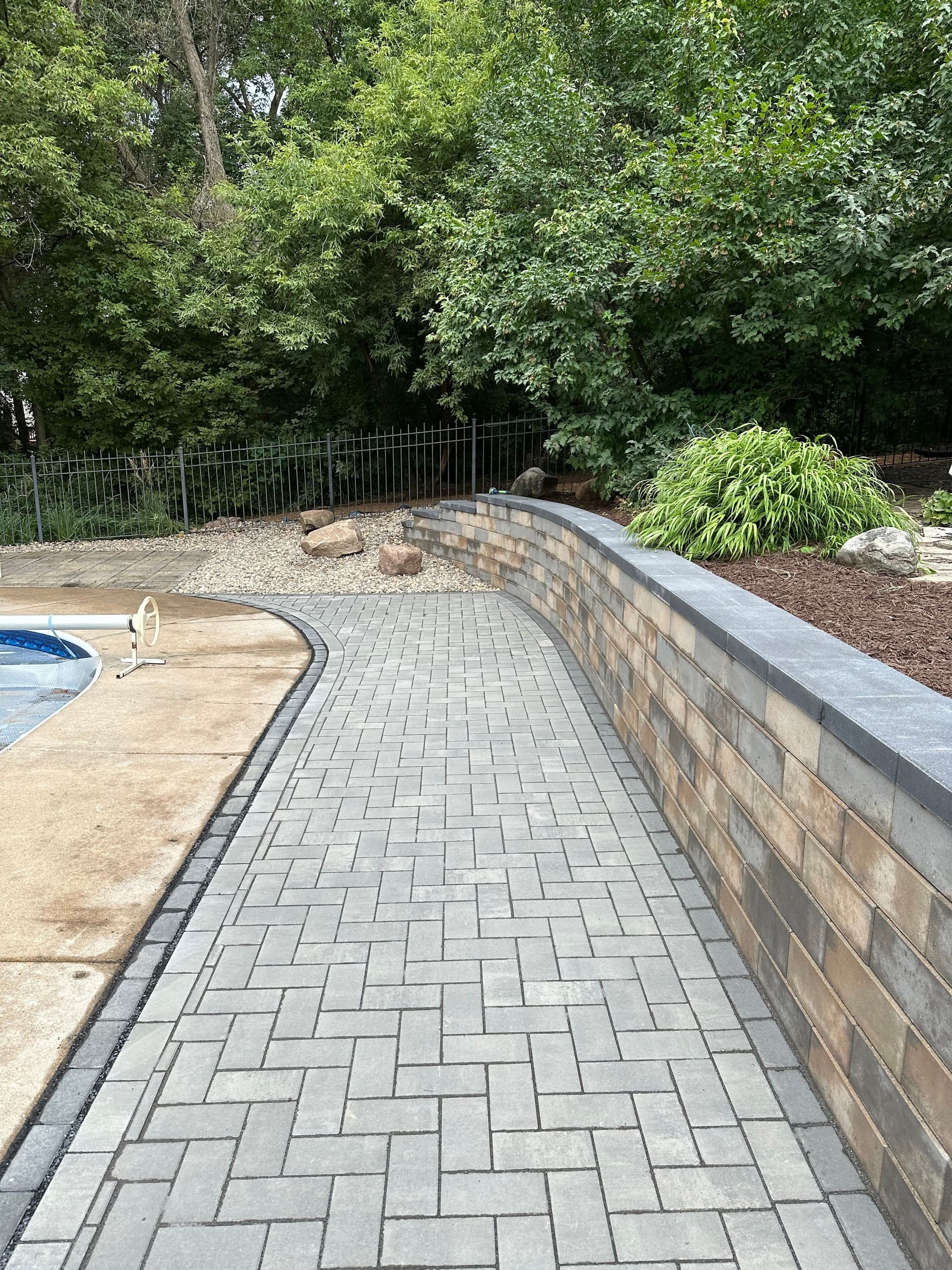 Gallery photos for Paver Patio and Retaining Wall Installation in Woodbury MN: Image #2