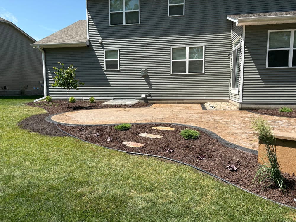 Gallery photos for Custom Patio Landscaping Design and Install in Cottage Grove: Image #1