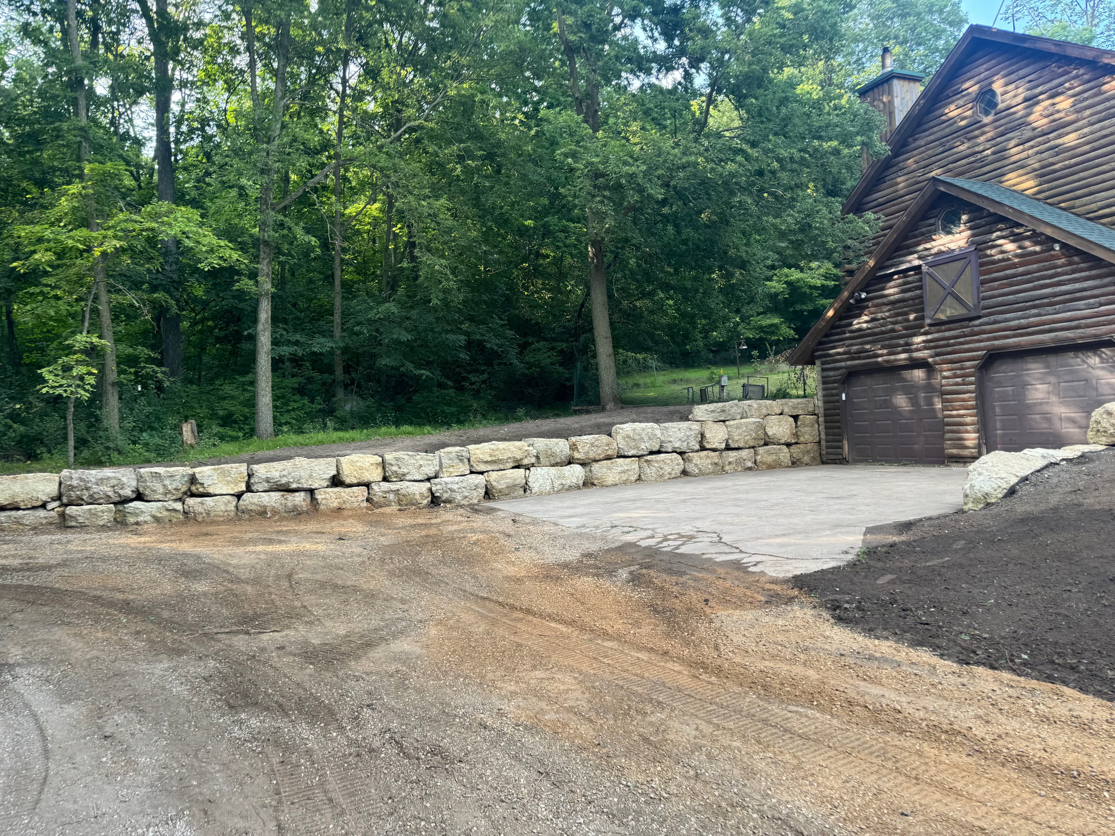 Featured post - 2026 Boulder Retaining Wall Cost Guide: Woodbury and Stillwater