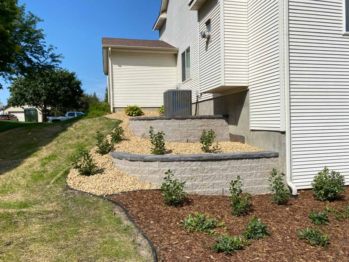 Retaining Wall - Landscape Design